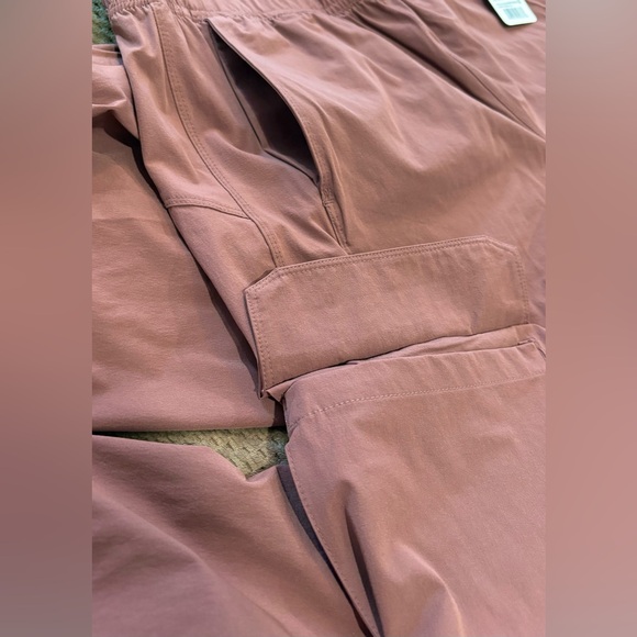 NWT Apana Terra Clay Yoga Lifestyle Cargo Parachute Pants - S - Picture 5 of 8